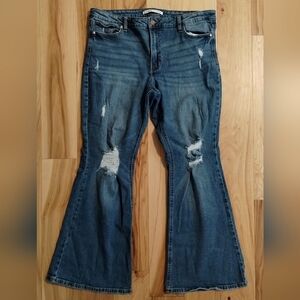 Celebrity Pink bootleg flare bottom jeans